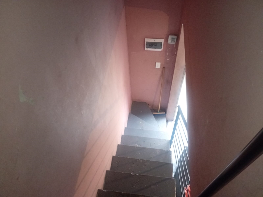 2 Bedroom Property for Sale in Kwanonqaba Western Cape
